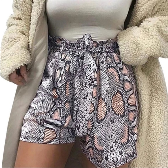 Grey & Beige Snakeskin Print Shorts - Picture 2 of 6